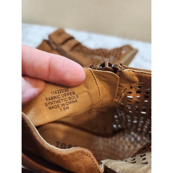 Torrid Women’s Brown Circle Diamond Cutout Peep Toe‎ Ankle Heeled Boots Size 7.5 - Picture 7 of 8